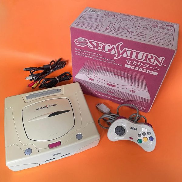 Sega Saturn HST-0014 Japonesa en Caja