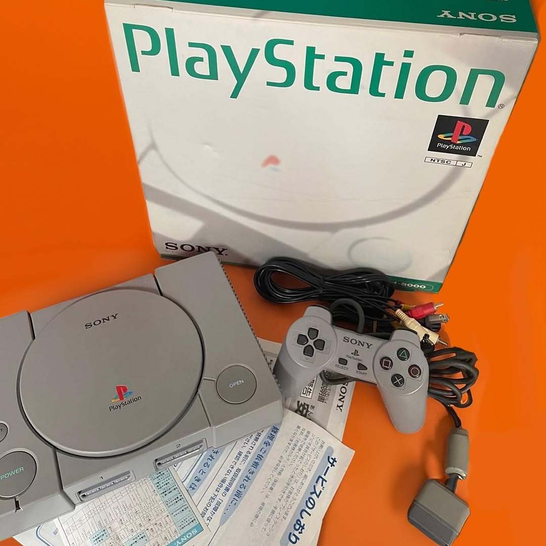 PlayStation 1 FAT SCPH-5000 Audiophile Japonesa en Caja! - Retro Store